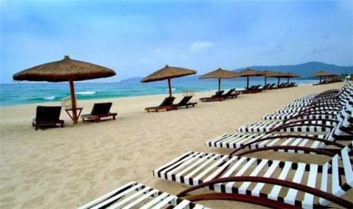 朝天门防空洞串串香