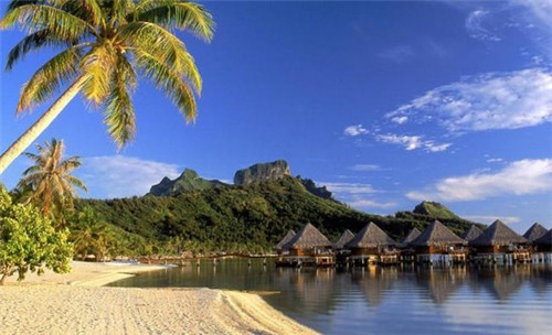 宇食天下喷泉火锅