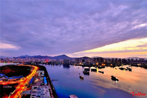 加盟雲阿珺米线在积石山保安族东乡族撒拉族自治县开店装修要多少钱