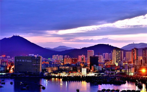 永济市创业2025五金挂件连锁店网红项目有哪些